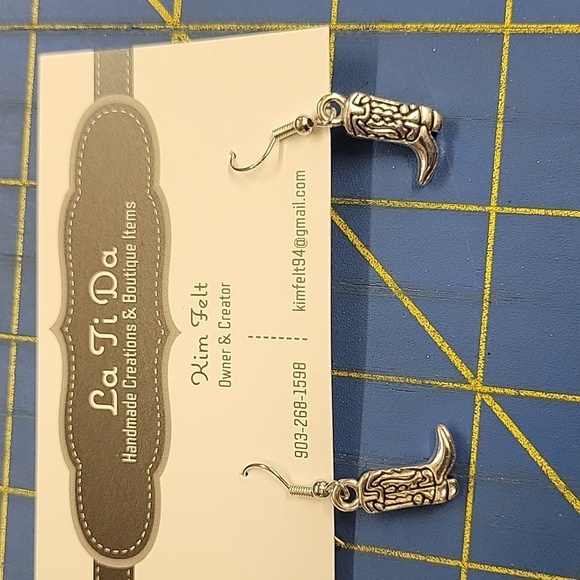 Felt's Fun Finds Jewelry - Western Boot 0.5" Dangle Earrings